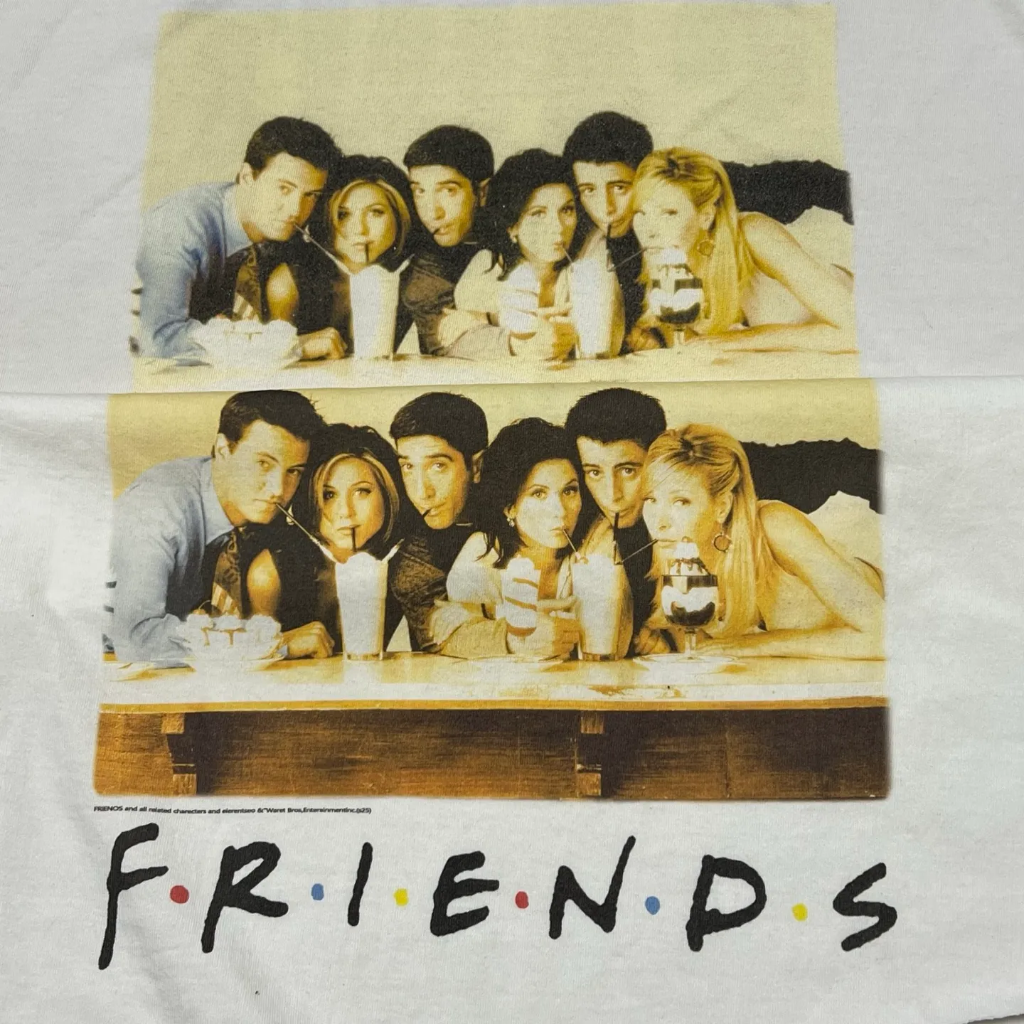Domestic top printing factory God restores SAINT Mxxxxxx × FRIENDS FRD_SS TEE/FRIENDS/WHT American TV series Friends co-branded short-sleeves White stills TEE Beige S-XL Ready-made garments washed and distressed Correct accessories Friends co-branded wash marks Top purchasing level